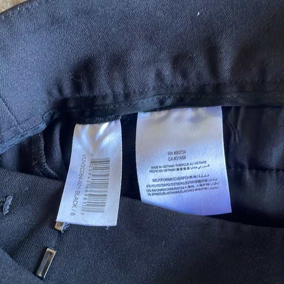 BCBG black slacks two pockets in front two pockets in the back size 8 - Picture 5 of 14